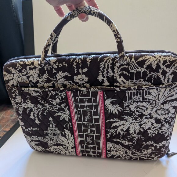 Vera Bradley Imperial Toile Brown & Pink Larger Laptop Case - Picture 10 of 16